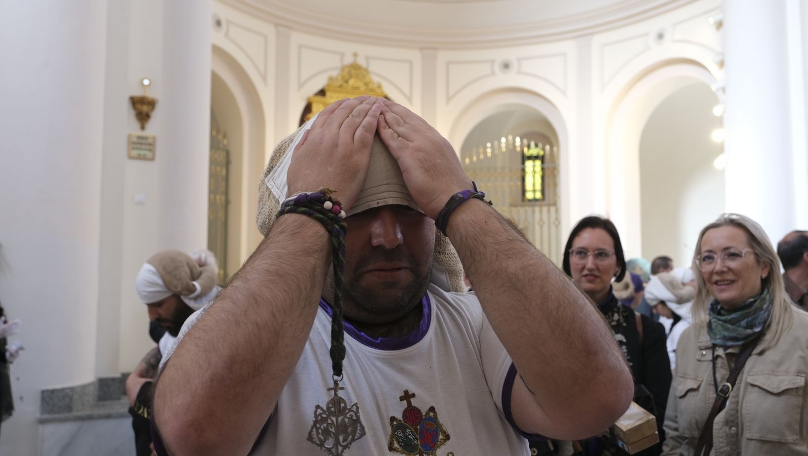 La procesión del Encuentro por las calles de Almería, en imágenes