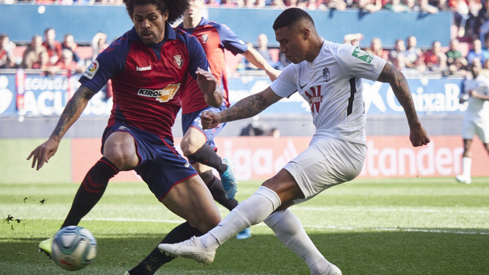 Momento en el que Darwin Machís anotó el primer tanto rojiblanco.