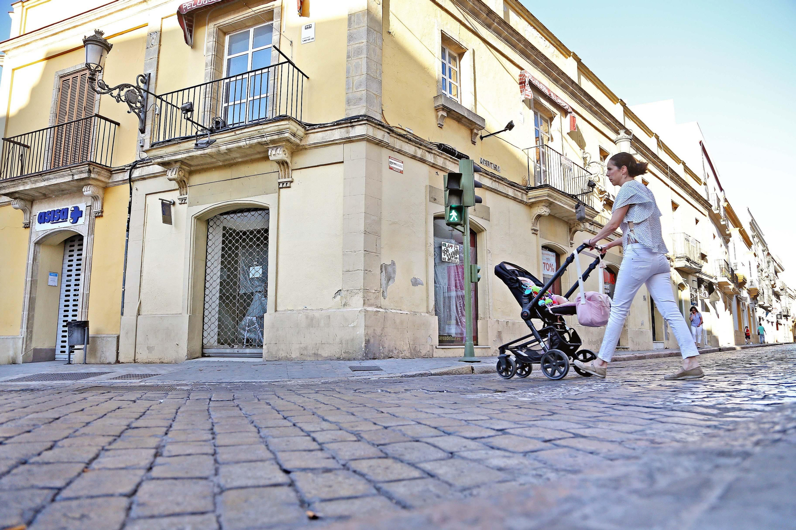 Imagen de uno de los últimos comercios que ha echado el cierre en el casco histórico de Jerez en los últimos meses.