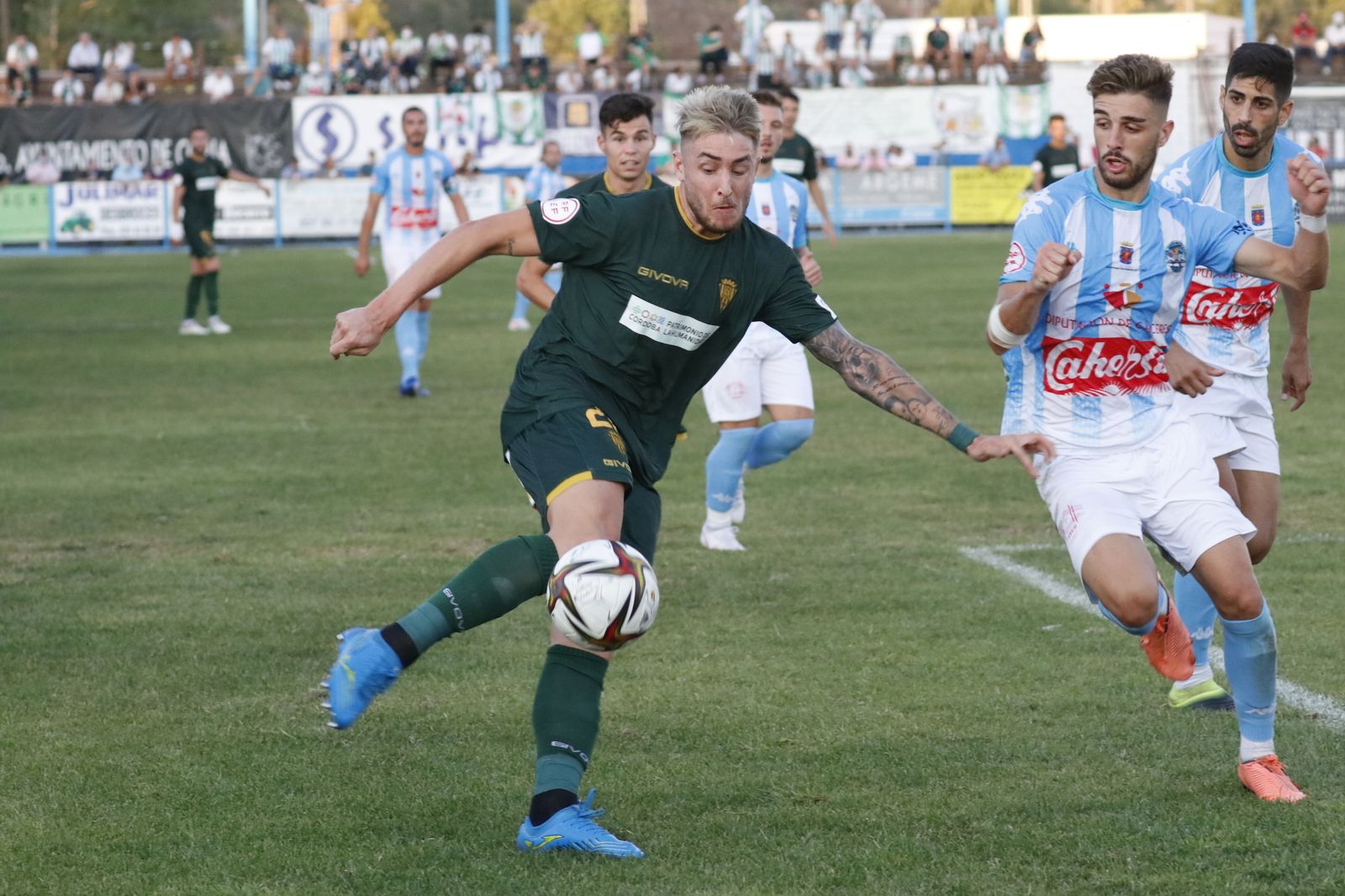 La victoria del Córdoba CF ante el CD Coria, en imágenes