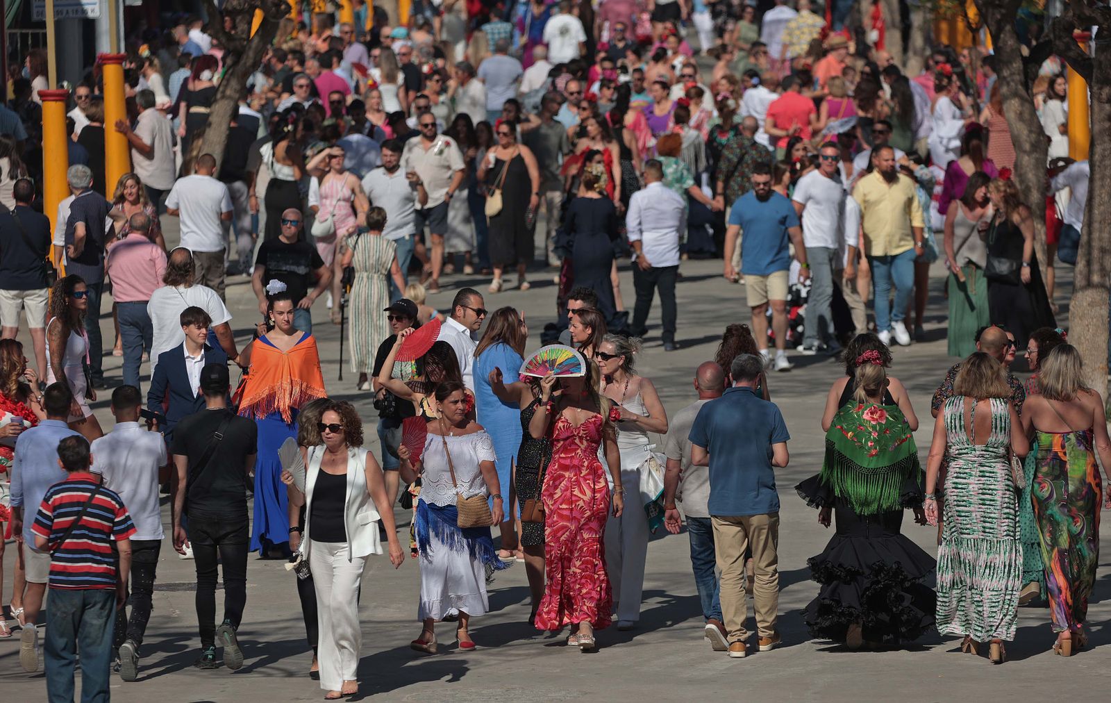 Búscate en las fotos del lunes en la Feria de Algeciras