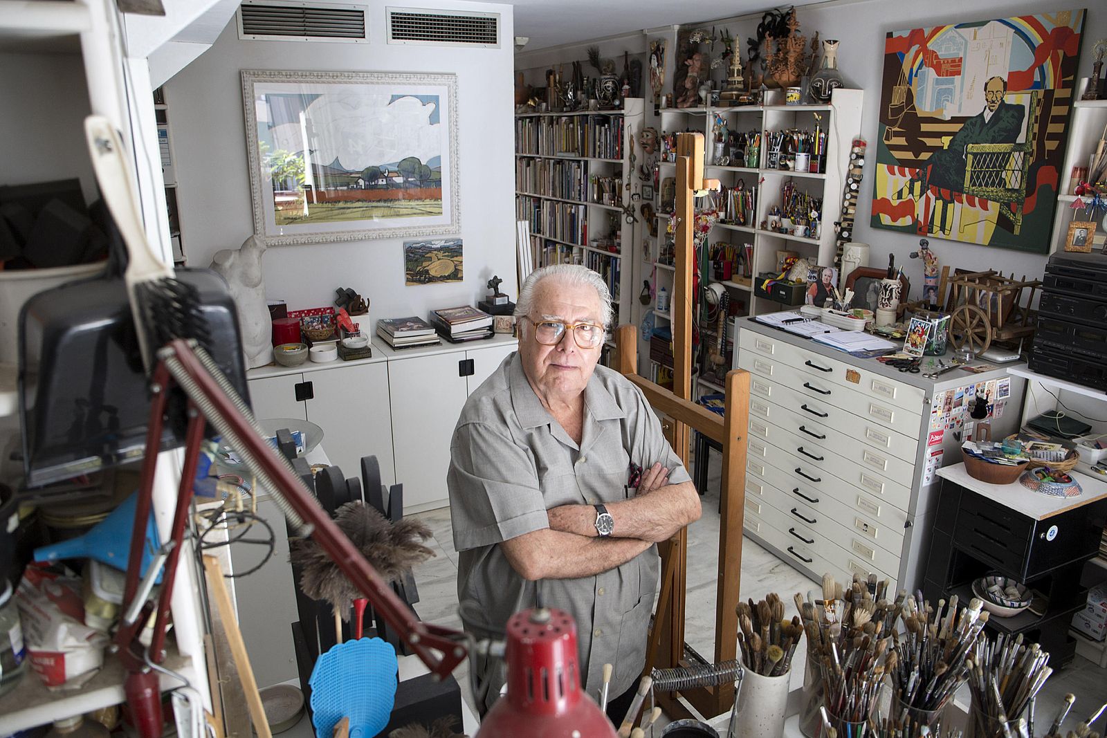 Eugenio Chicano (1935-2019), fotografiado en su estudio.