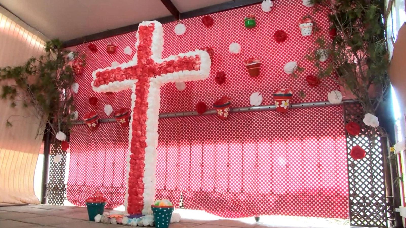 Cruz de Mayo de la Asociación Asprodeme, ganadora del segundo premio