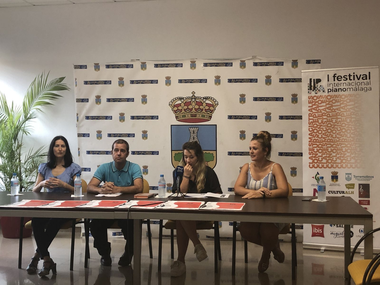 Presentación en Alhaurín de la Torre del I Festival Internacional de Piano de Málaga
