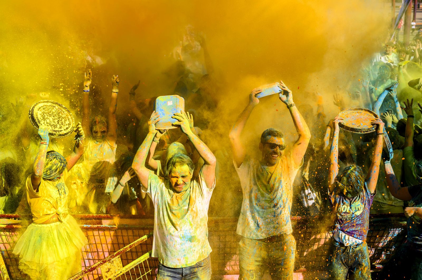 Fotogalería de la Carrera 'Holi Life’