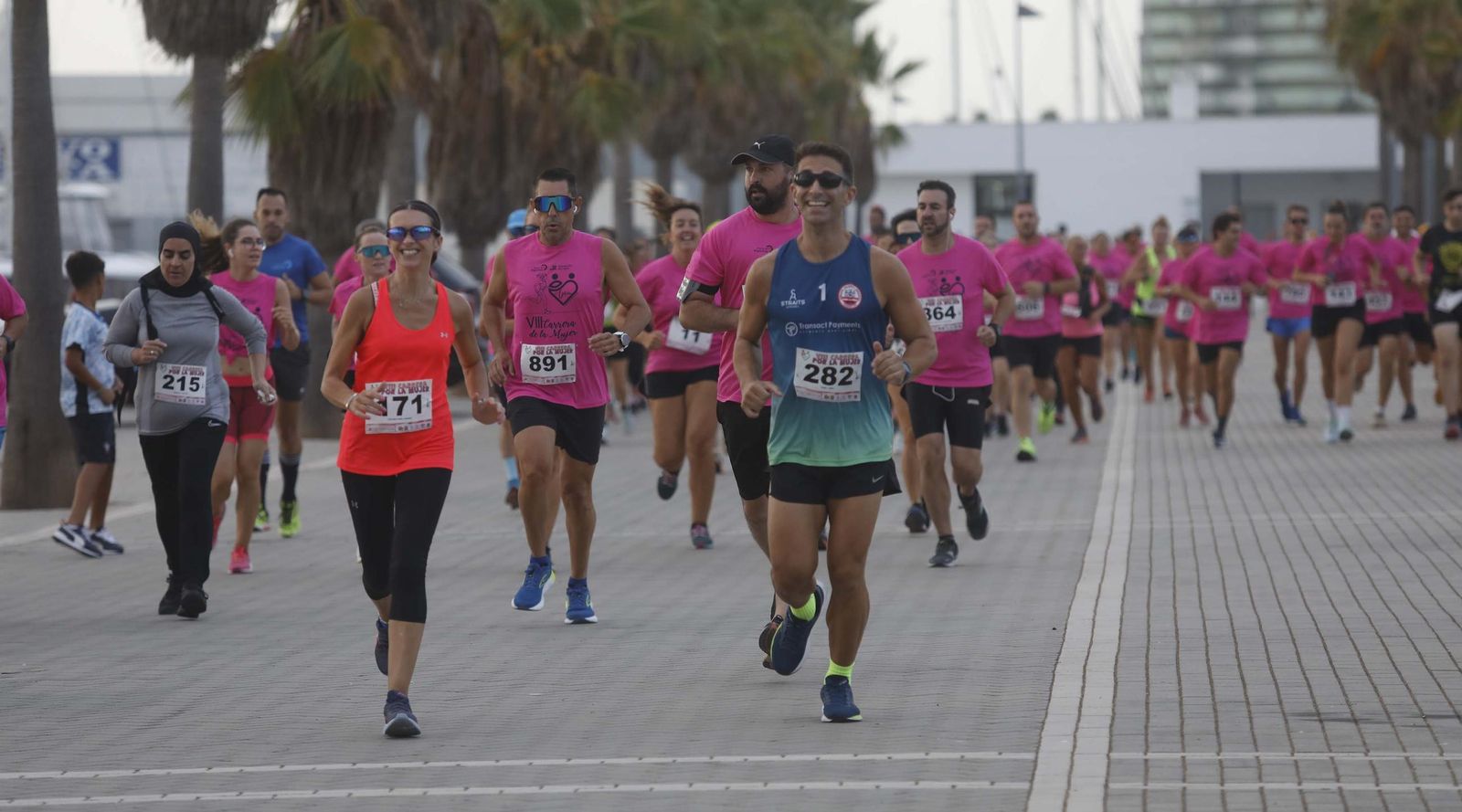 Las fotos de la VIII Carrera de la Mujer de La Línea