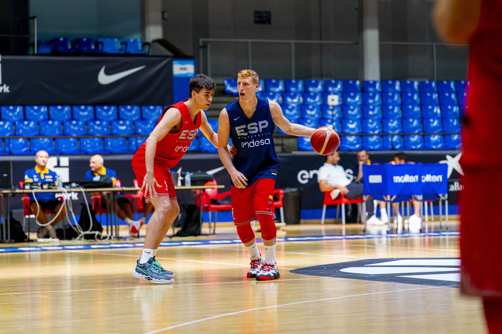 Fotos: Alberto Díaz, Brizuela y Barreiro ya entrenan con España