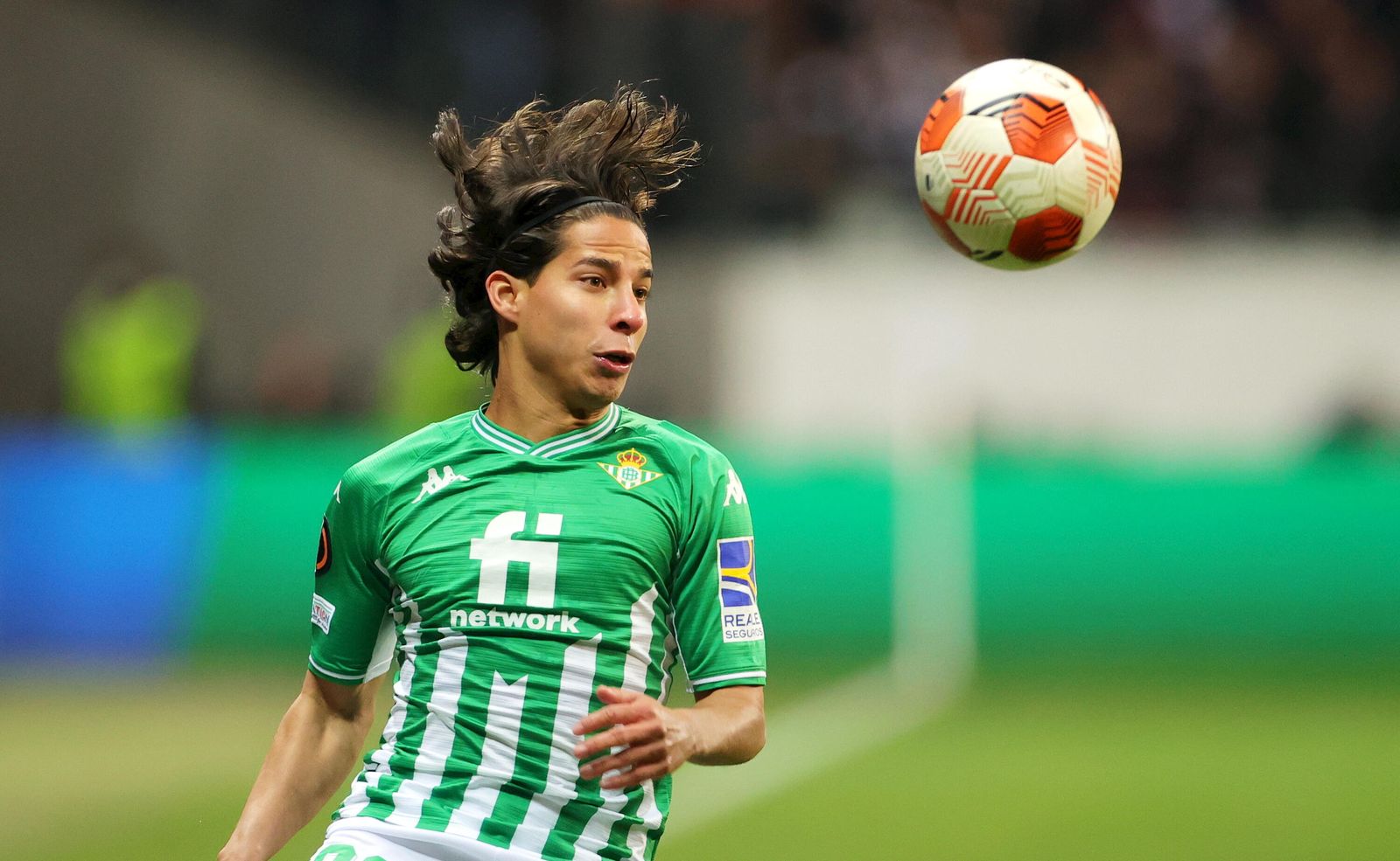 Diego Laínez, en un partido con el Betis.
