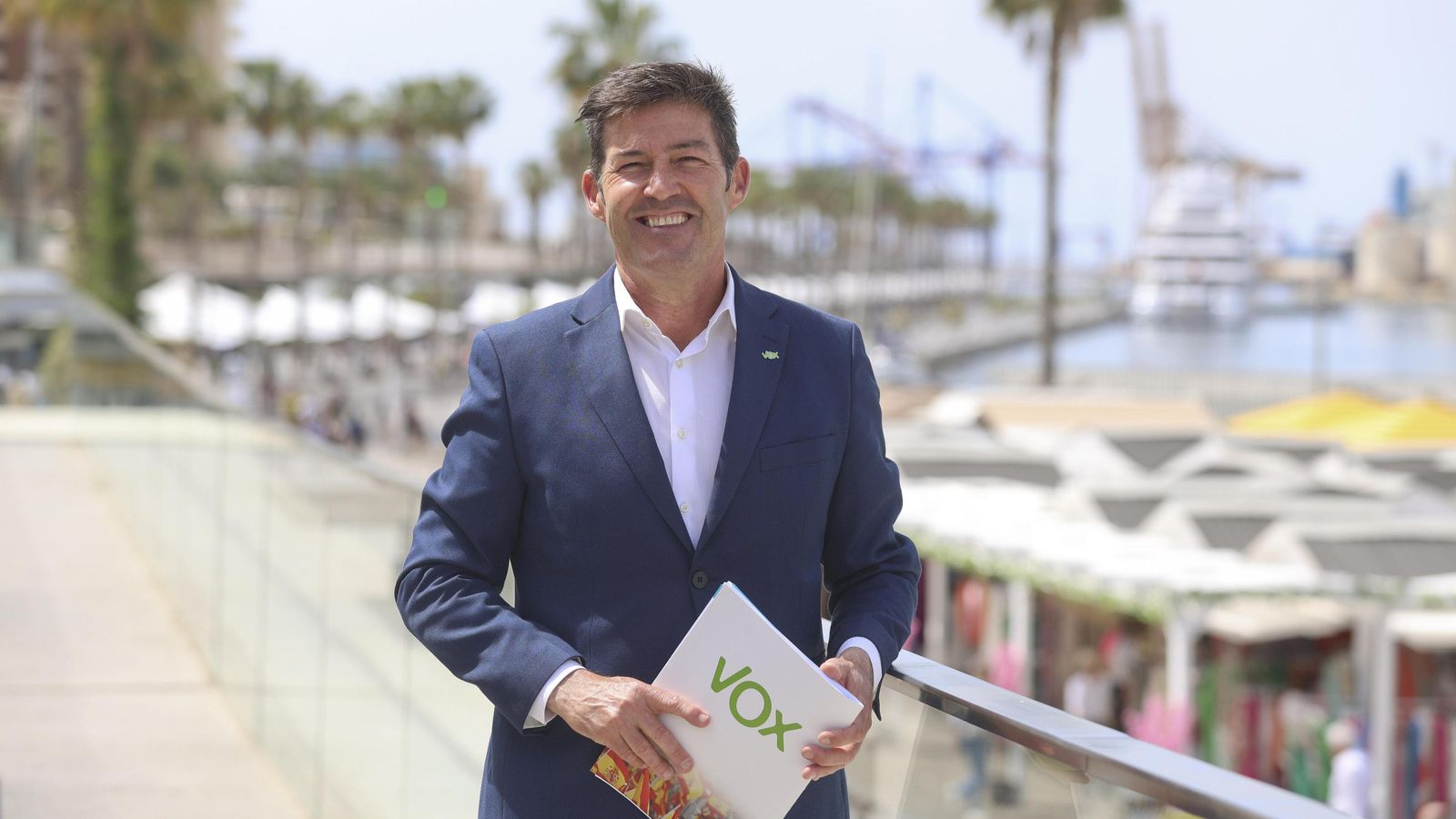 El candidato de Vox, Antonio Alcázar, en momentos previos a la entrevista. El candidato de Vox, Antonio Alcázar, en momentos previos a la entrevista.