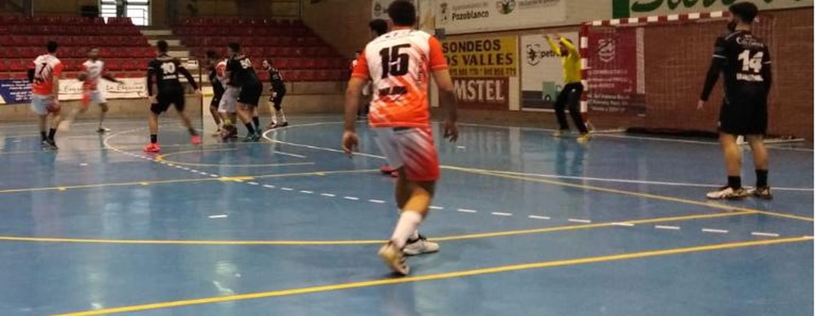 Un ataque del Pozoblanco en su partido de este sábado con el Ciudad de Algeciras