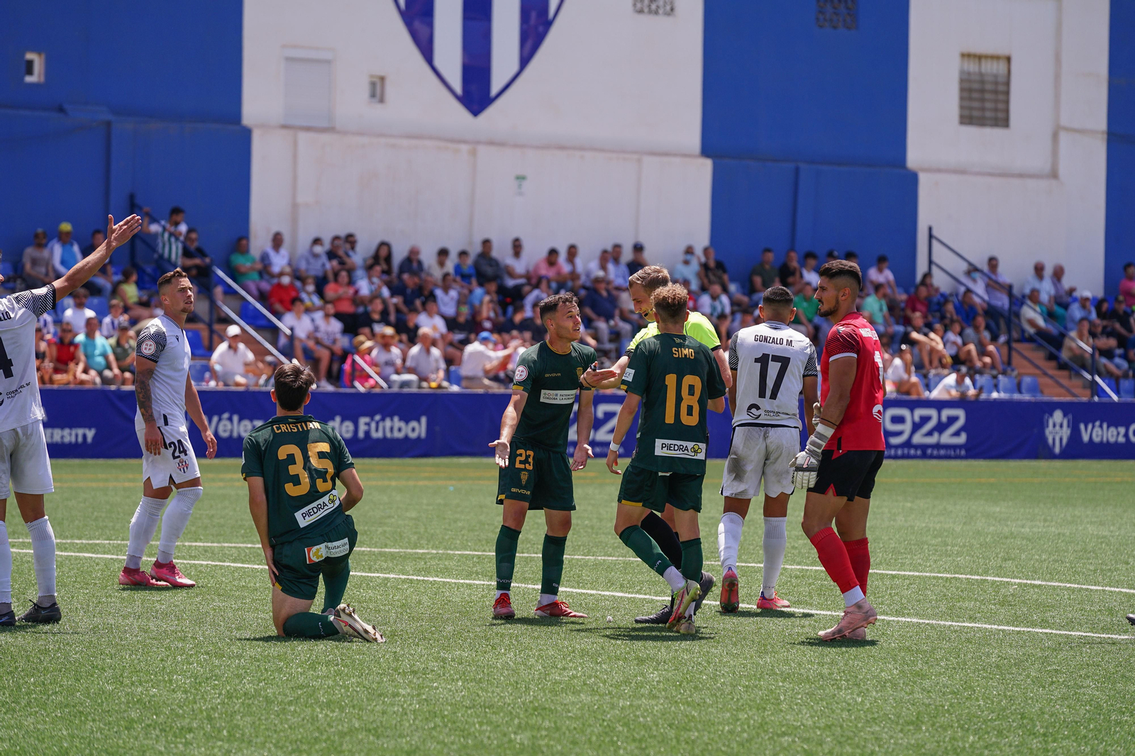 La victoria del Córdoba CF ante el Vélez, en imágenes