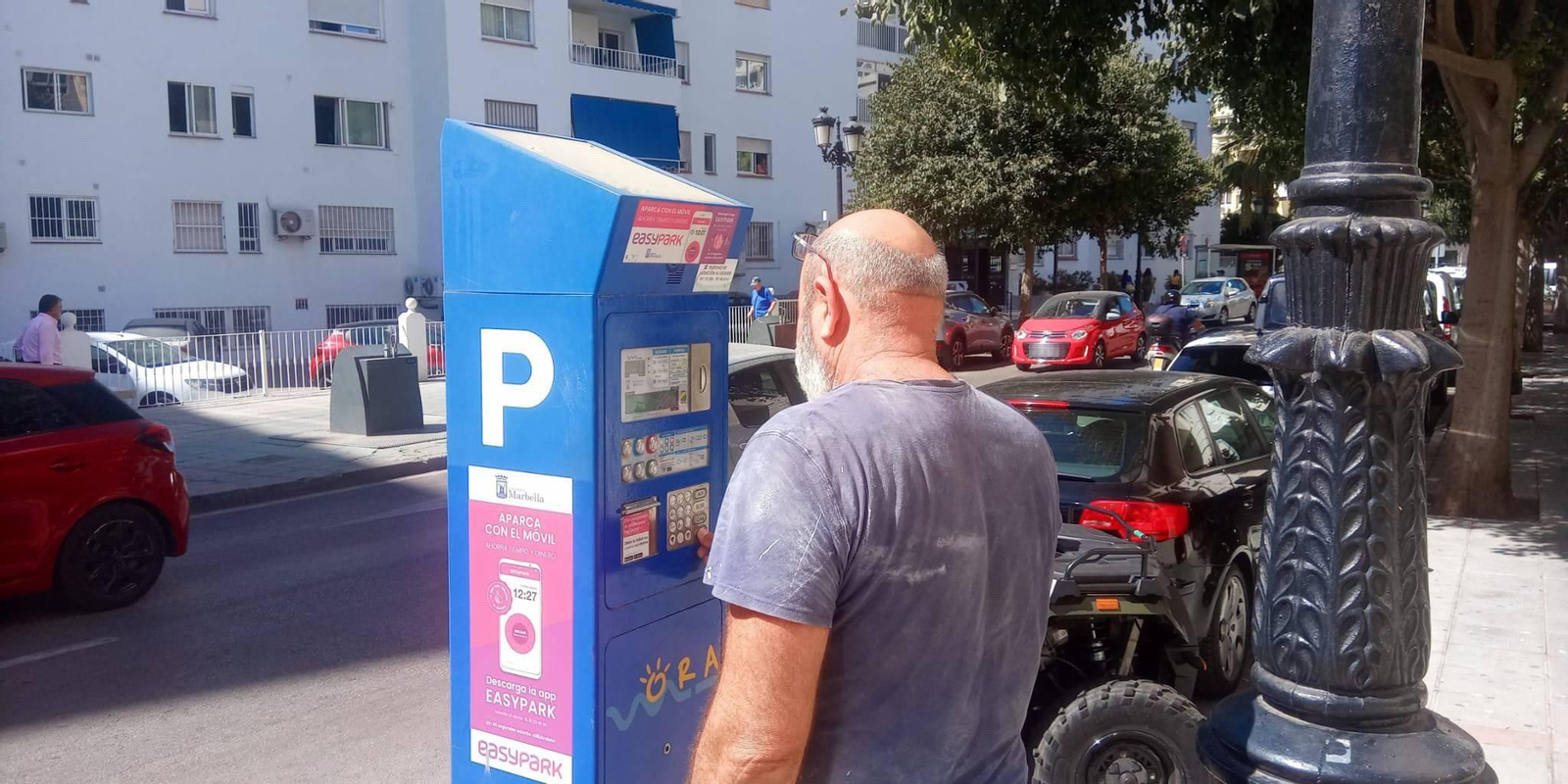 Un usuario de la zona azul.