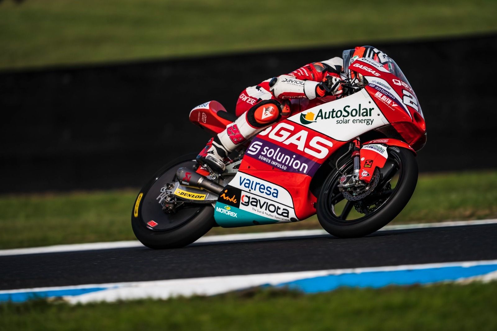 Izan Guevara puede ser esta madrugada campeón del Mundo de Moto3.