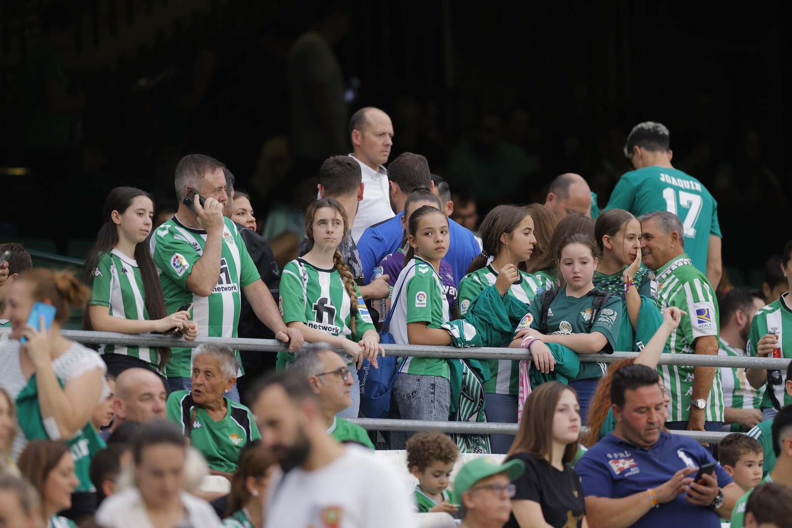 Búscate en las fotos de la despedida de Joaquín