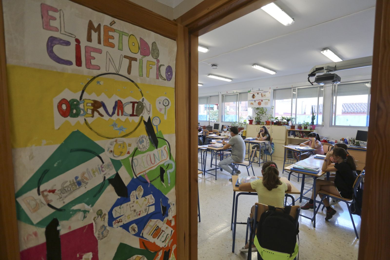 Vuelta al cole en Málaga: Fotos de un día de nervios y mascarillas