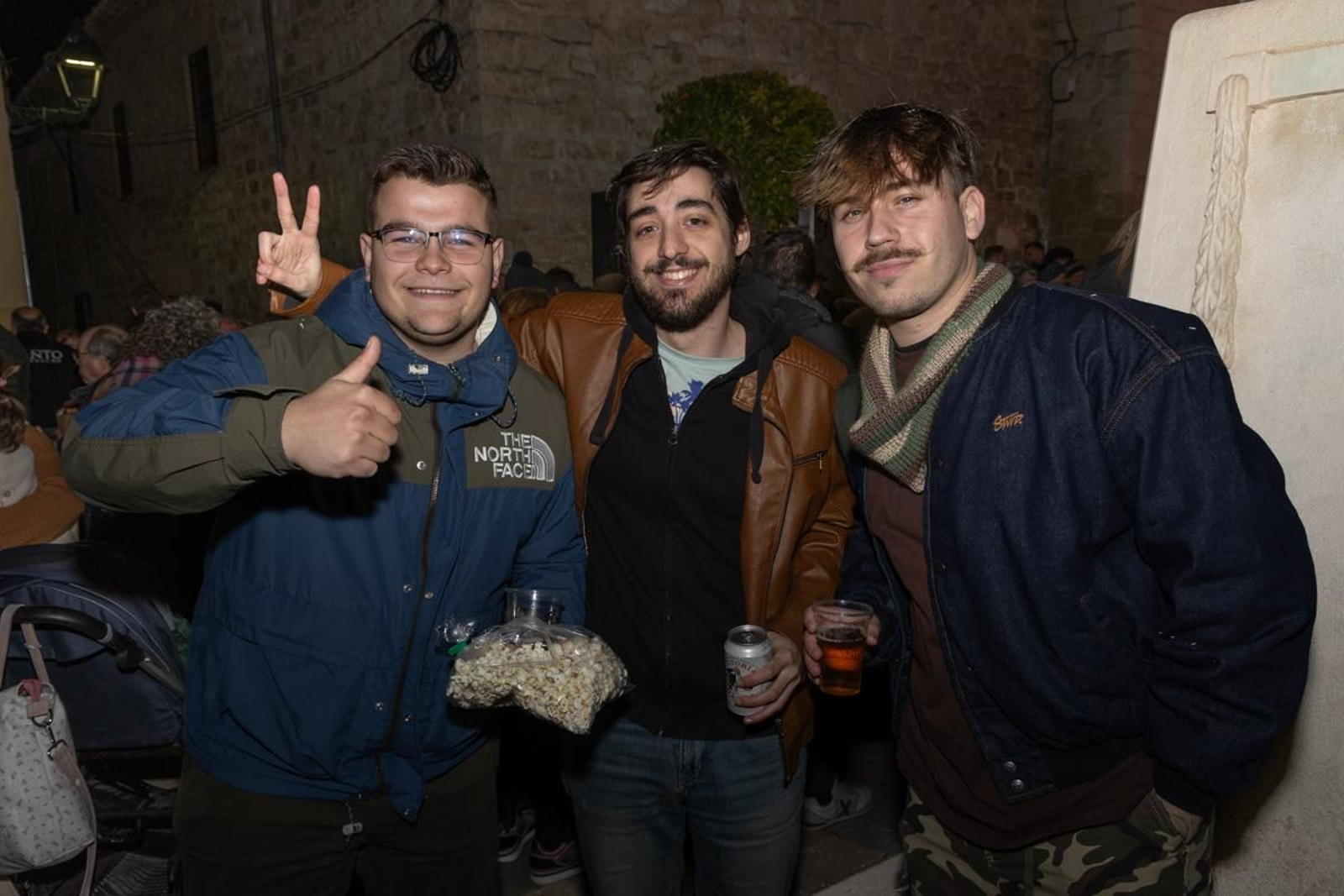Encendido de la lumbre institucional con motivo de la festividad de San Antón