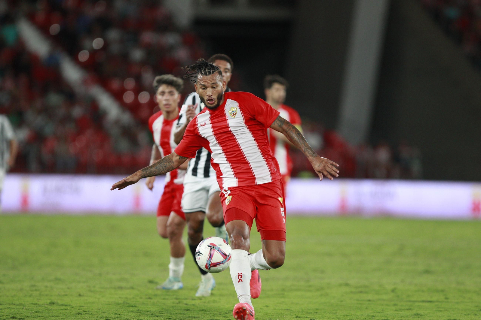 El partido U.D. Almería-C.D. Castellón en imágenes