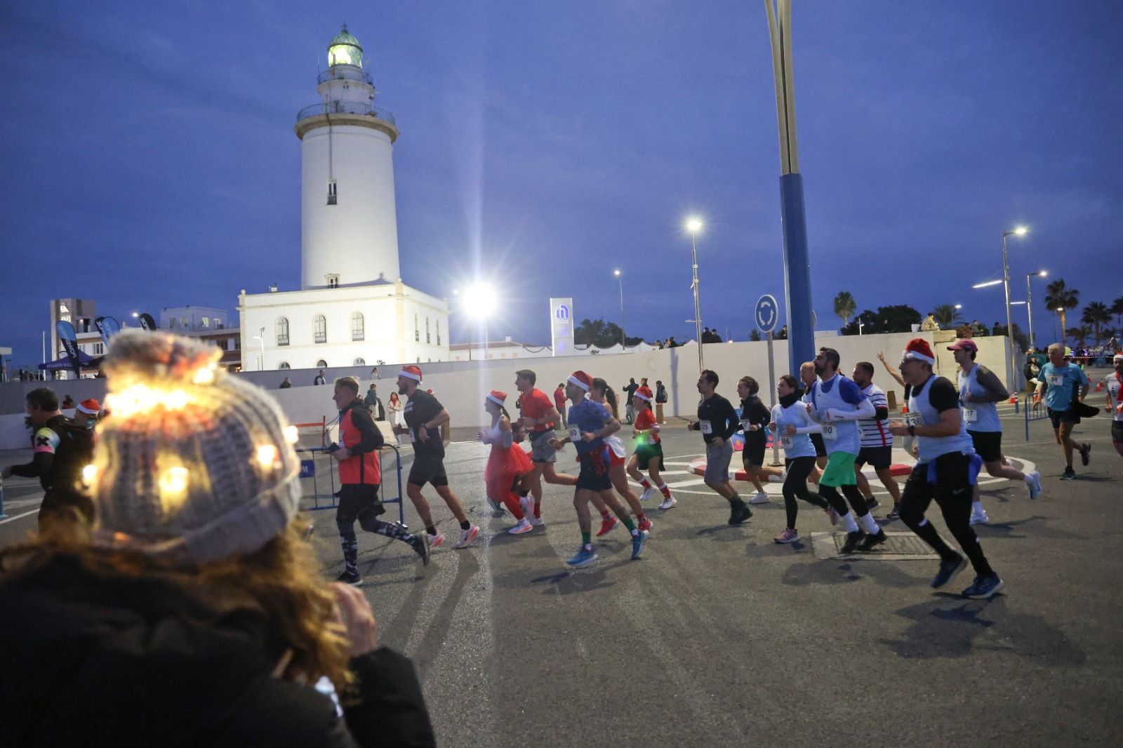 Las fotos de la San Silvestre del Real Club Mediterráneo en Málaga