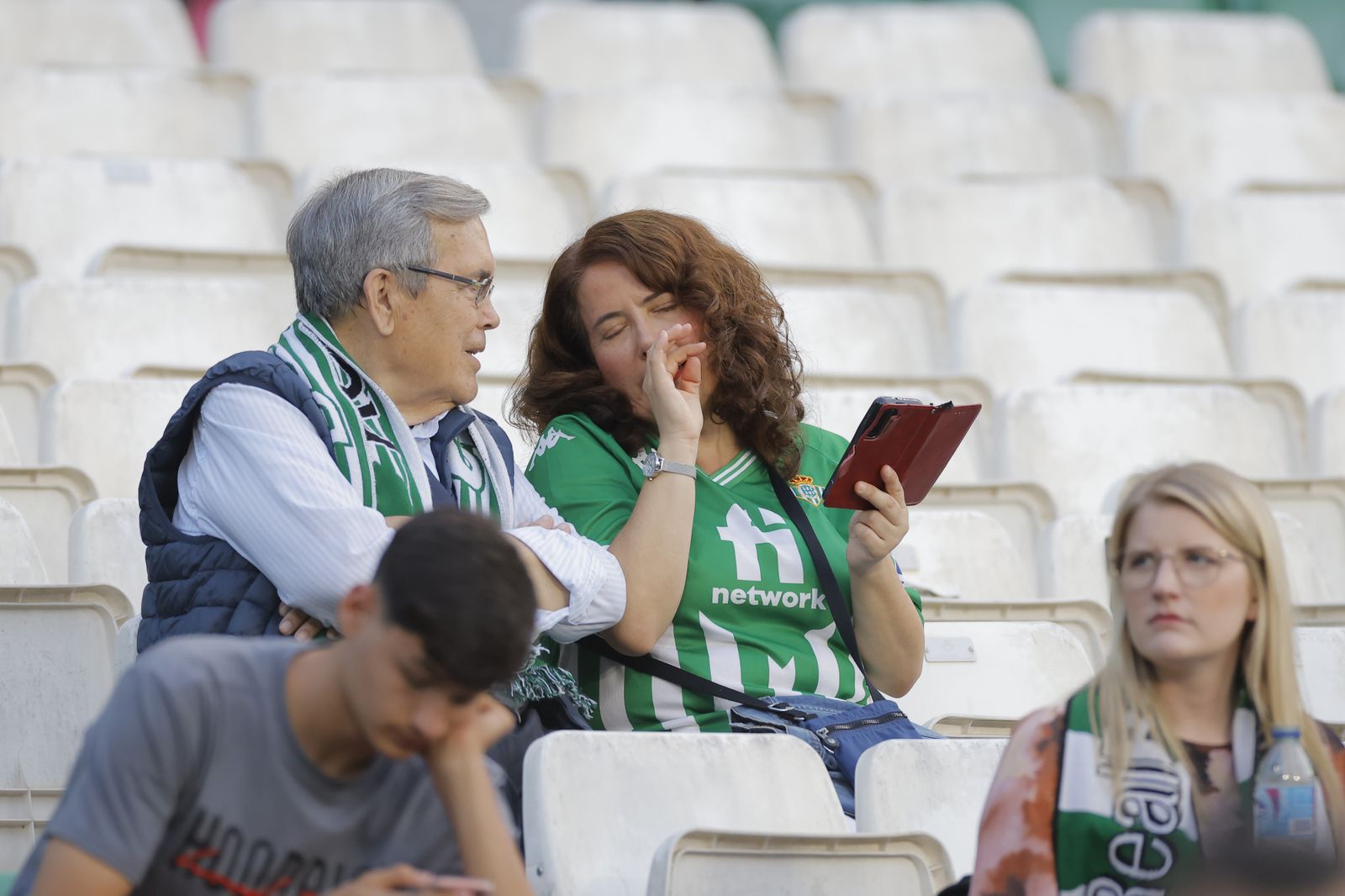 Búscate en las fotos de Betis-Getafe