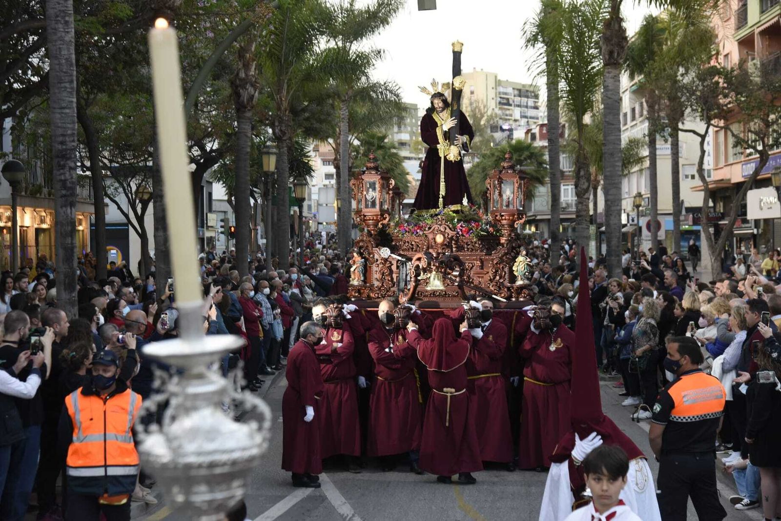 El trono de Nuestro Padre Jesús Nazareno, en Torremolinos.