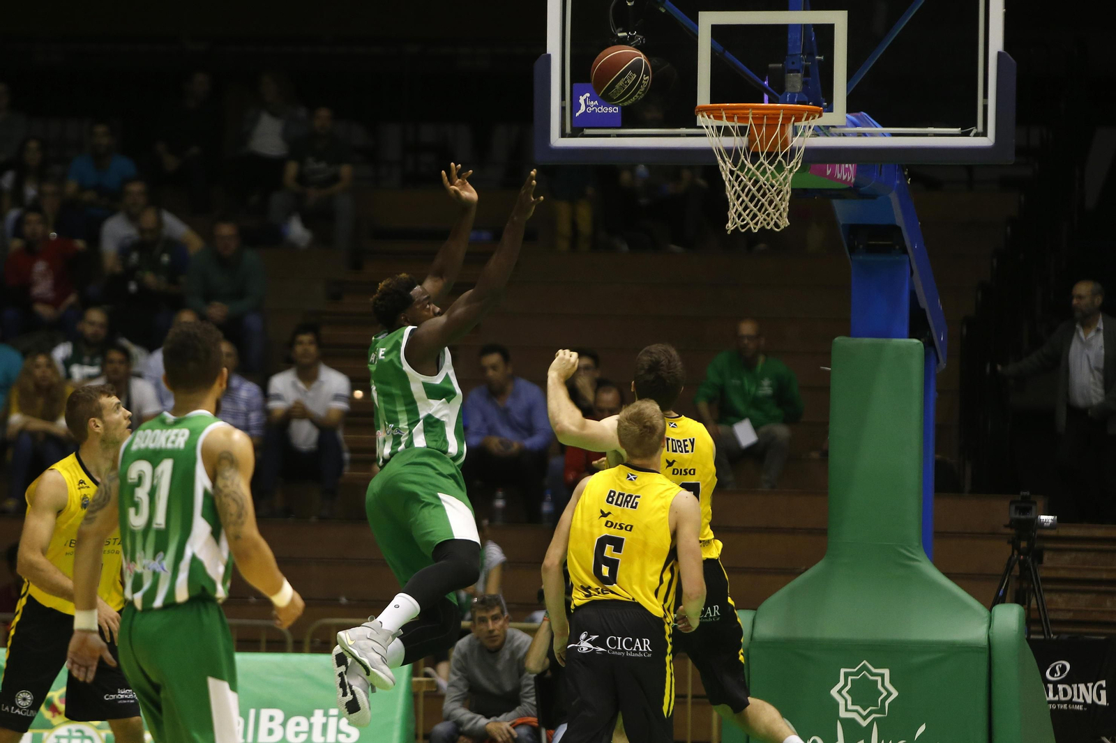 Las imágenes del Betis Energía Plus-Iberostar Tenerife
