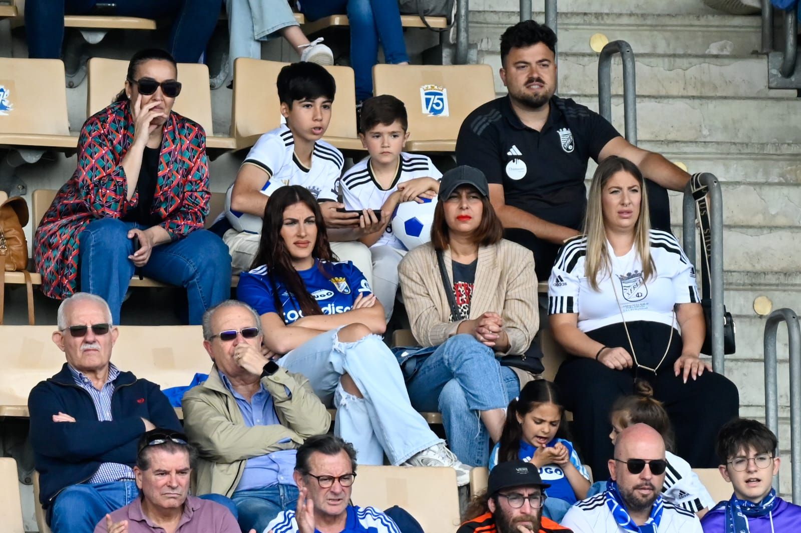 Las imágenes del último partido de Liga del Xerez CD contra el Linares