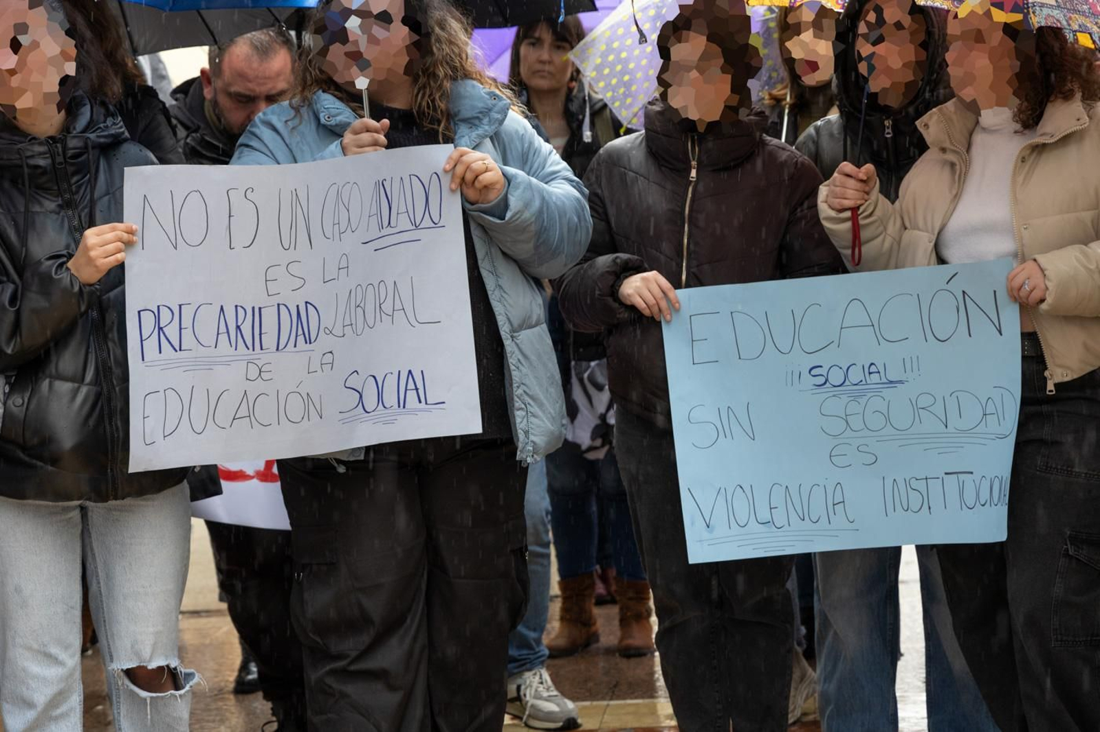 Concentración por la desprecarización del sector de protección y reforma de menores y minuto de silencio por la trabajadora social asesinada
