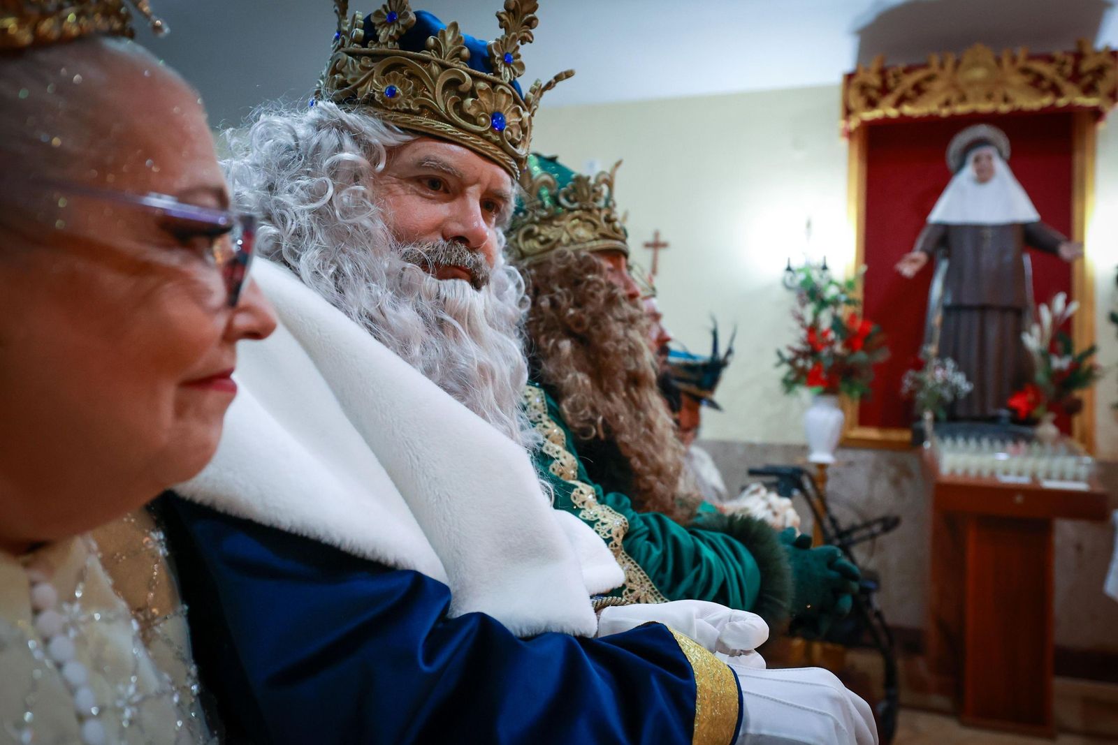 Imágenes de los Reyes Magos en Cádiz: muchas visitas oficiales en la mañana y todo listo para la Cabalgata por la tarde