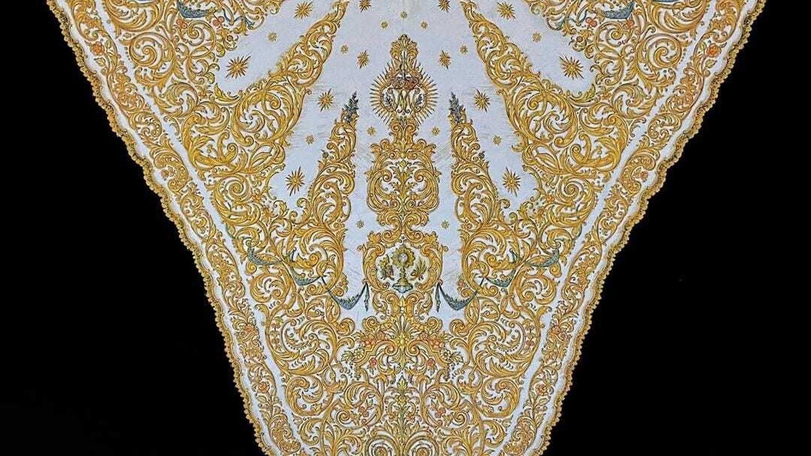 Proyecto del manto para la Virgen de la Salud