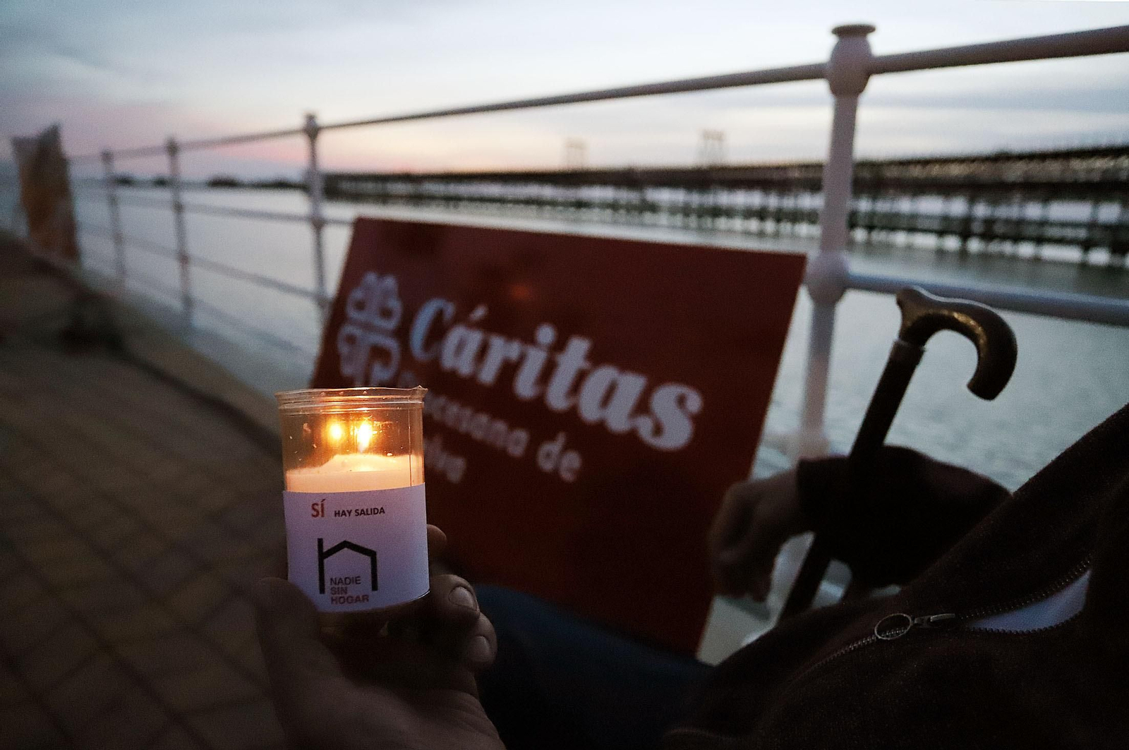 Imágenes del acto de sensibilización de Cáritas #NadieSinHogar