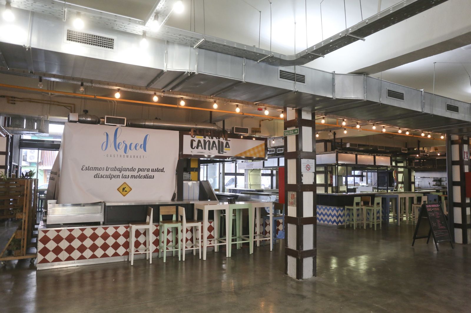 Mercado de la Merced de Málaga sin actividad