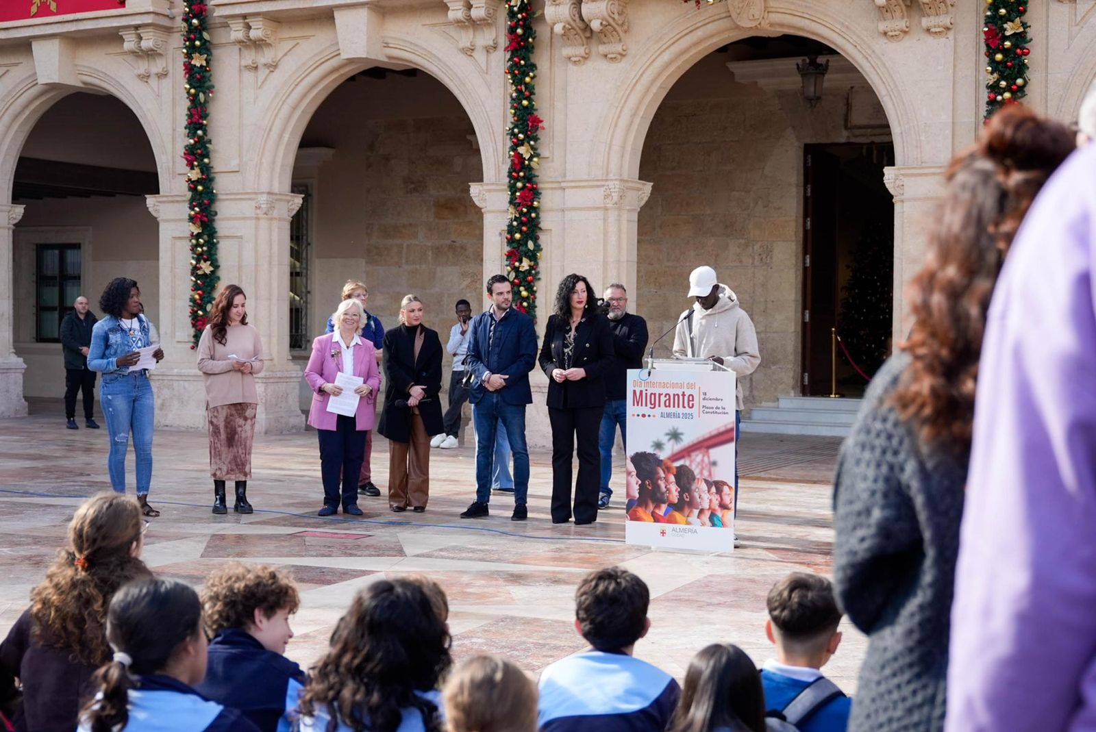 Almería reivindica la diversidad en el Día Internacional del Migrante, en imágenes