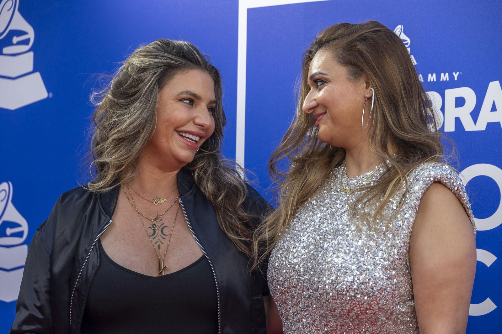 Las imágenes de la alfombra roja en el Falla con el homenaje de los Latin Grammy a Paco de Lucía