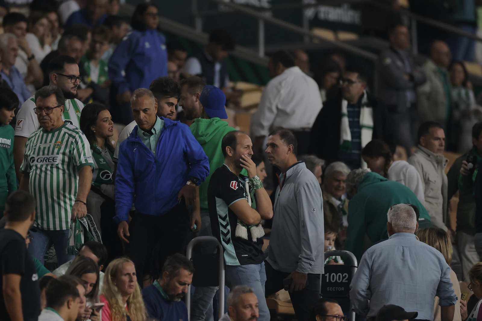 Búscate en las fotos del Betis - Mallorca