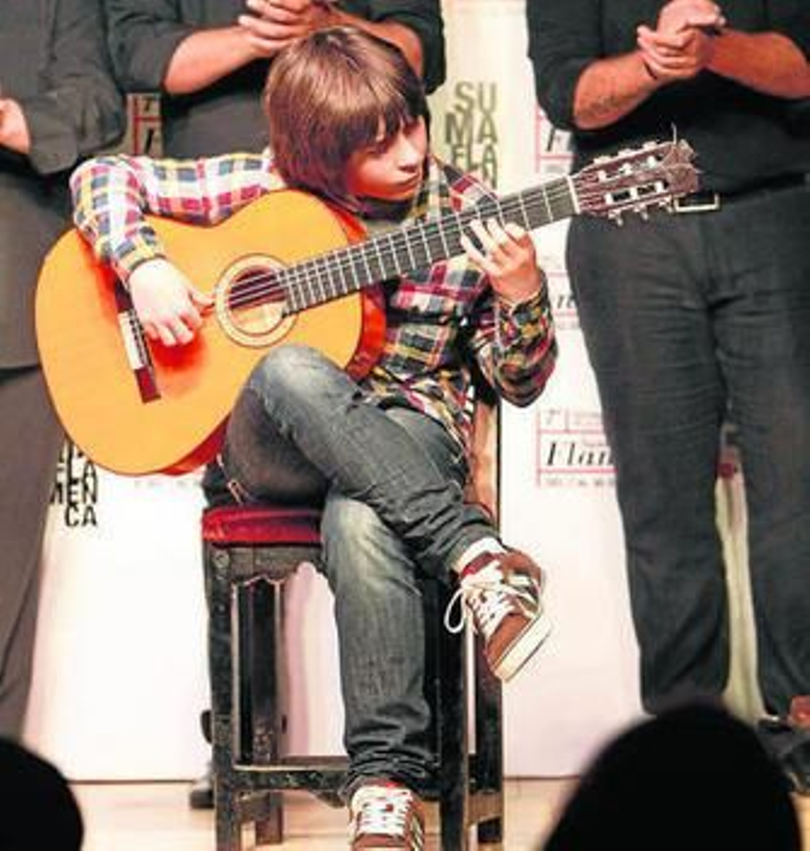 El joven guitarrista Amós Lora, con apenas 12 años, será uno de los artistas.