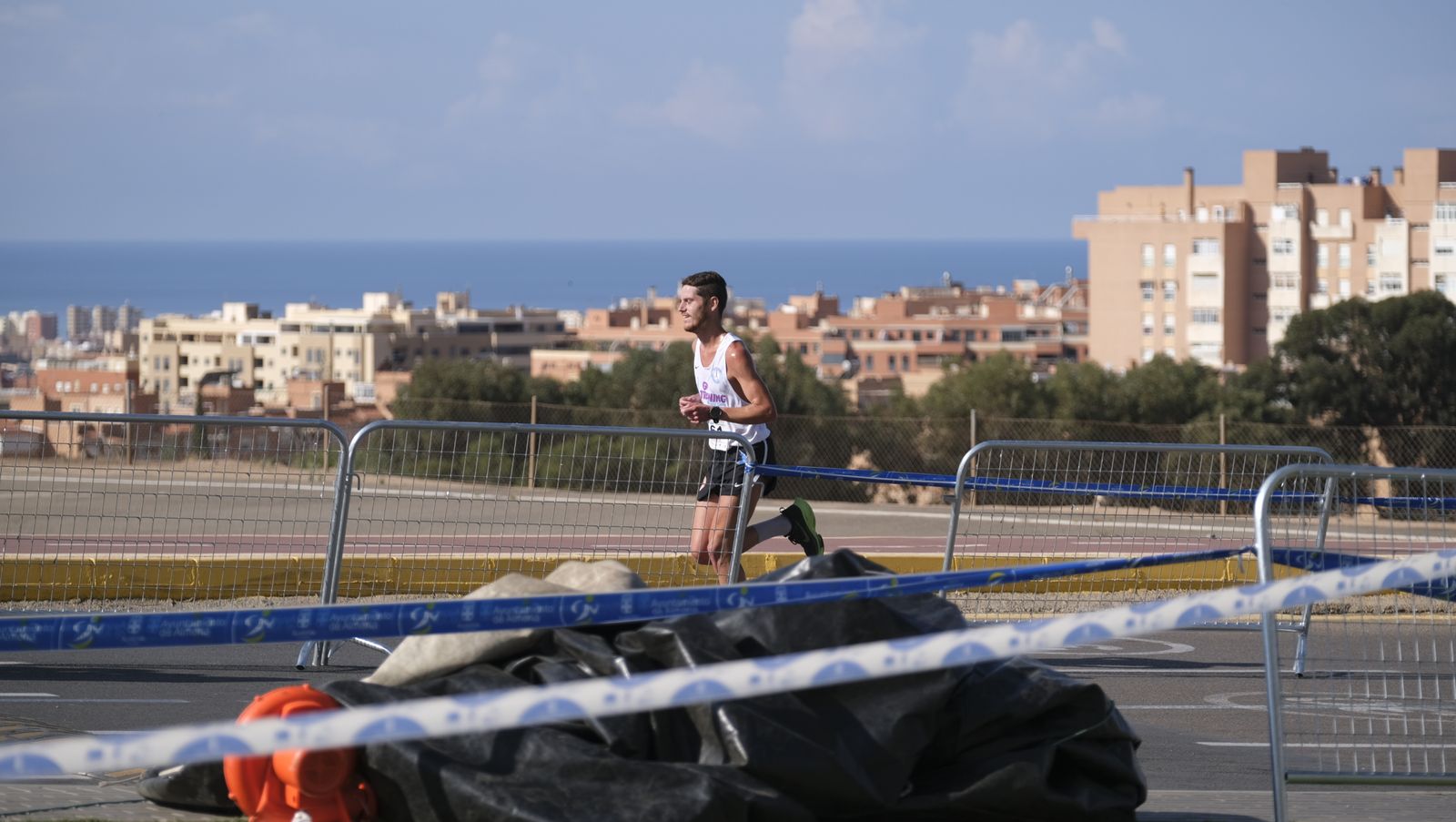Imágenes de la II Carrera Sin Humo, en Almería