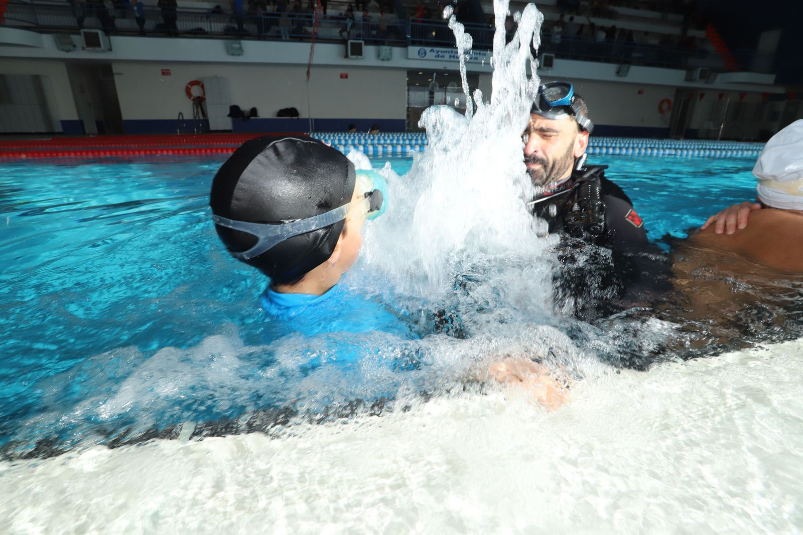 Imágenes del belén acuático en el Andrés Estrada