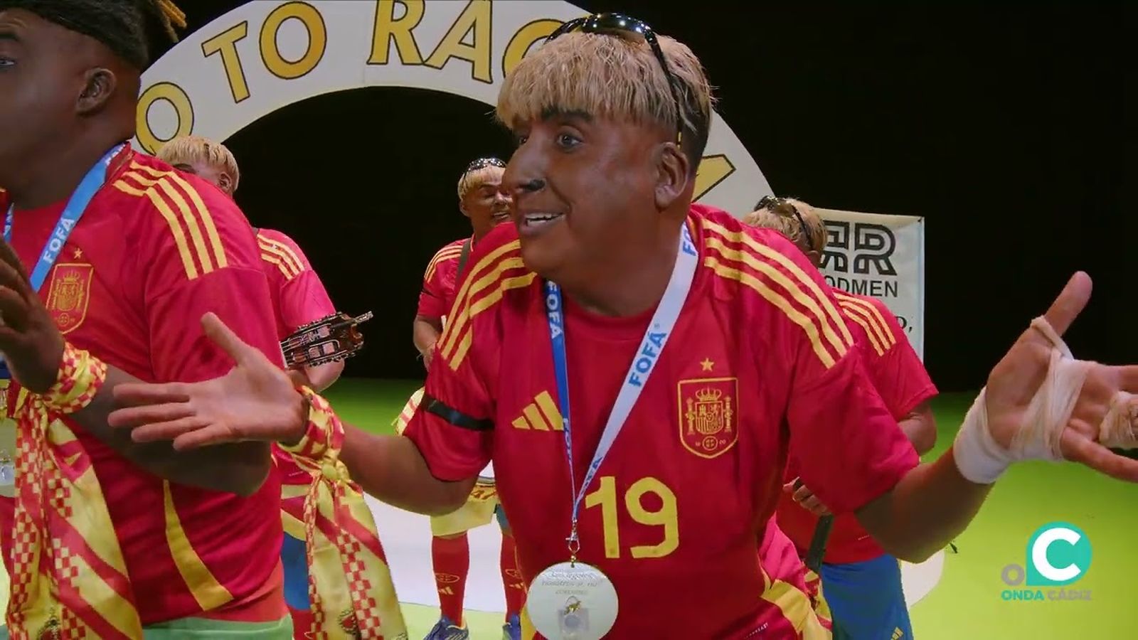 Chirigota, Los legales (Nosotros si, no?) - Preliminares