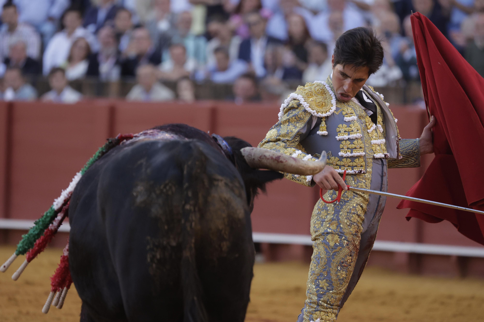 Las imágenes de la tercera de abono en la Maestranza de Sevilla