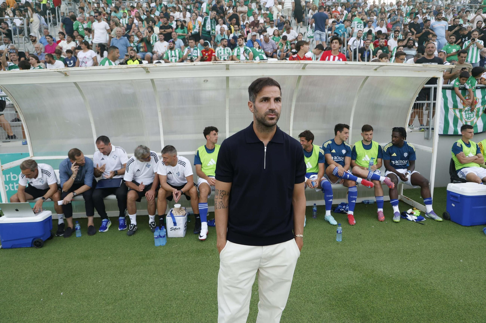 Las fotos del Betis-Como disputado en el Ciudad de La Línea (2-3)