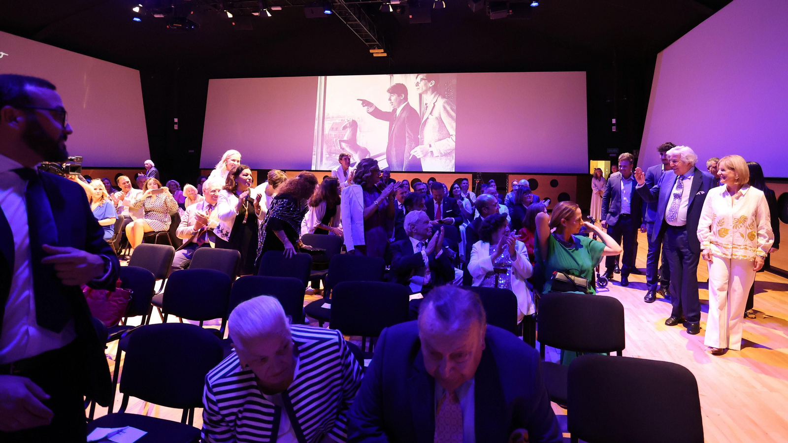 Manuel Alejandro recibe el premio Jerezano del Año del Rotary Club Jerez