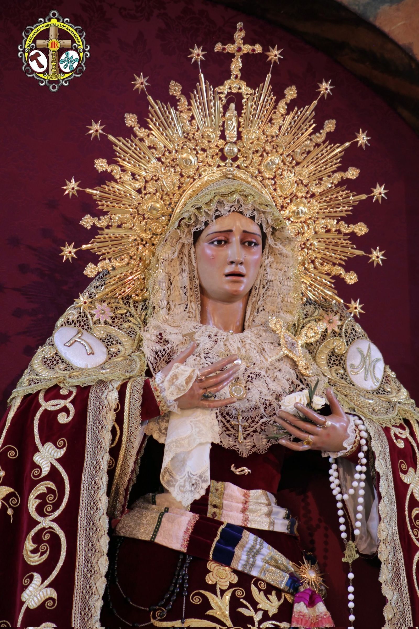 La Virgen de los Desamparados en su nuevo altar