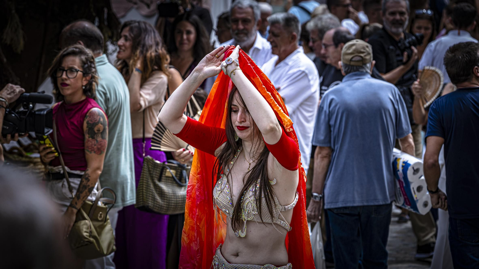 Las imágenes del Mercado Andalusi 2024 en el barrio de El Pópulo de Cádiz