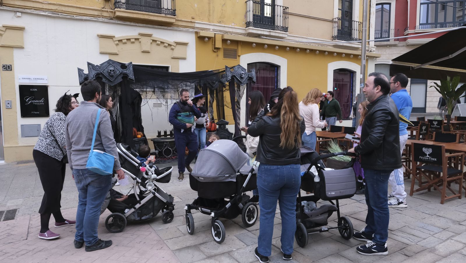 Imágenes de la Noche en Negro de Almería