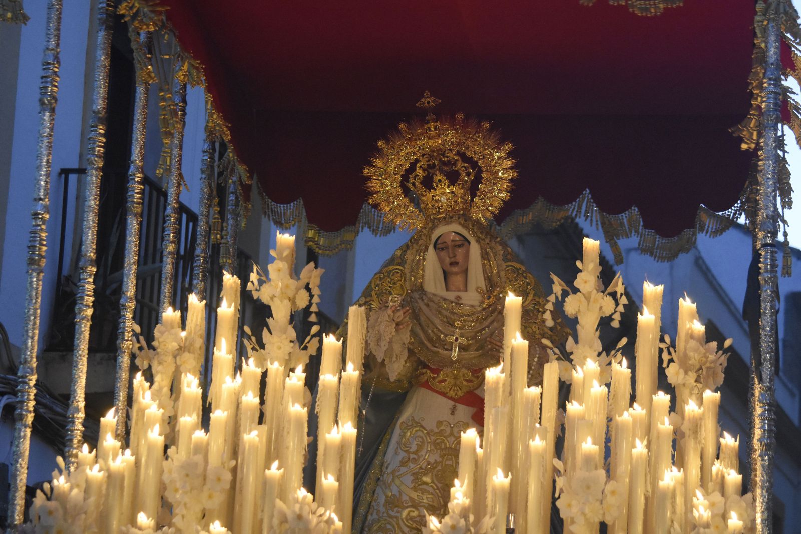 La Virgen de la Salud, en su palio.