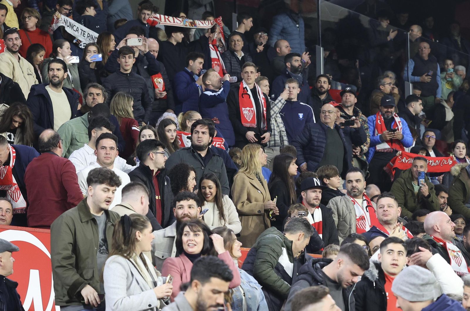 Búscate en el partido Sevilla Valencia