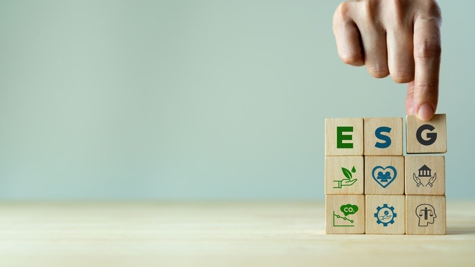 Los criterios ESG comprenden también aspectos no financieros de la empresa