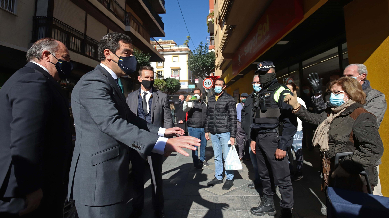 Visita de Juanma  Moreno al Ayuntamiento de Algeciras