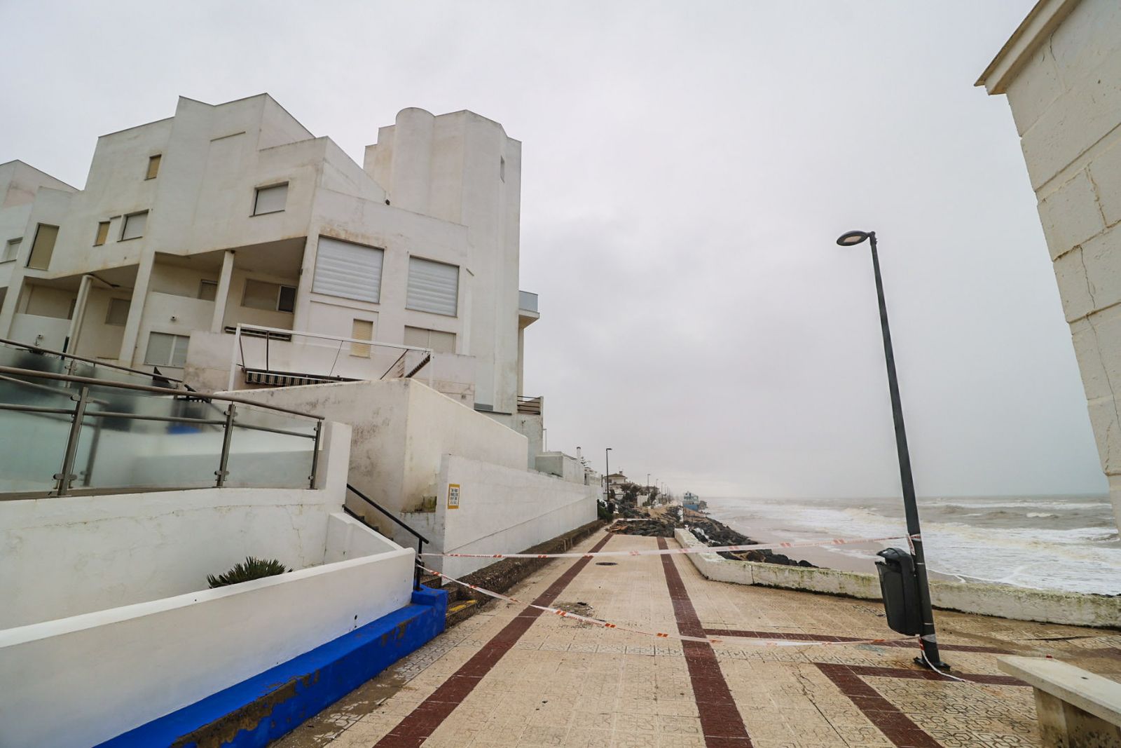 Fotografías de las zonas más perjudicadas de Matalascañas tras los últimos temporales