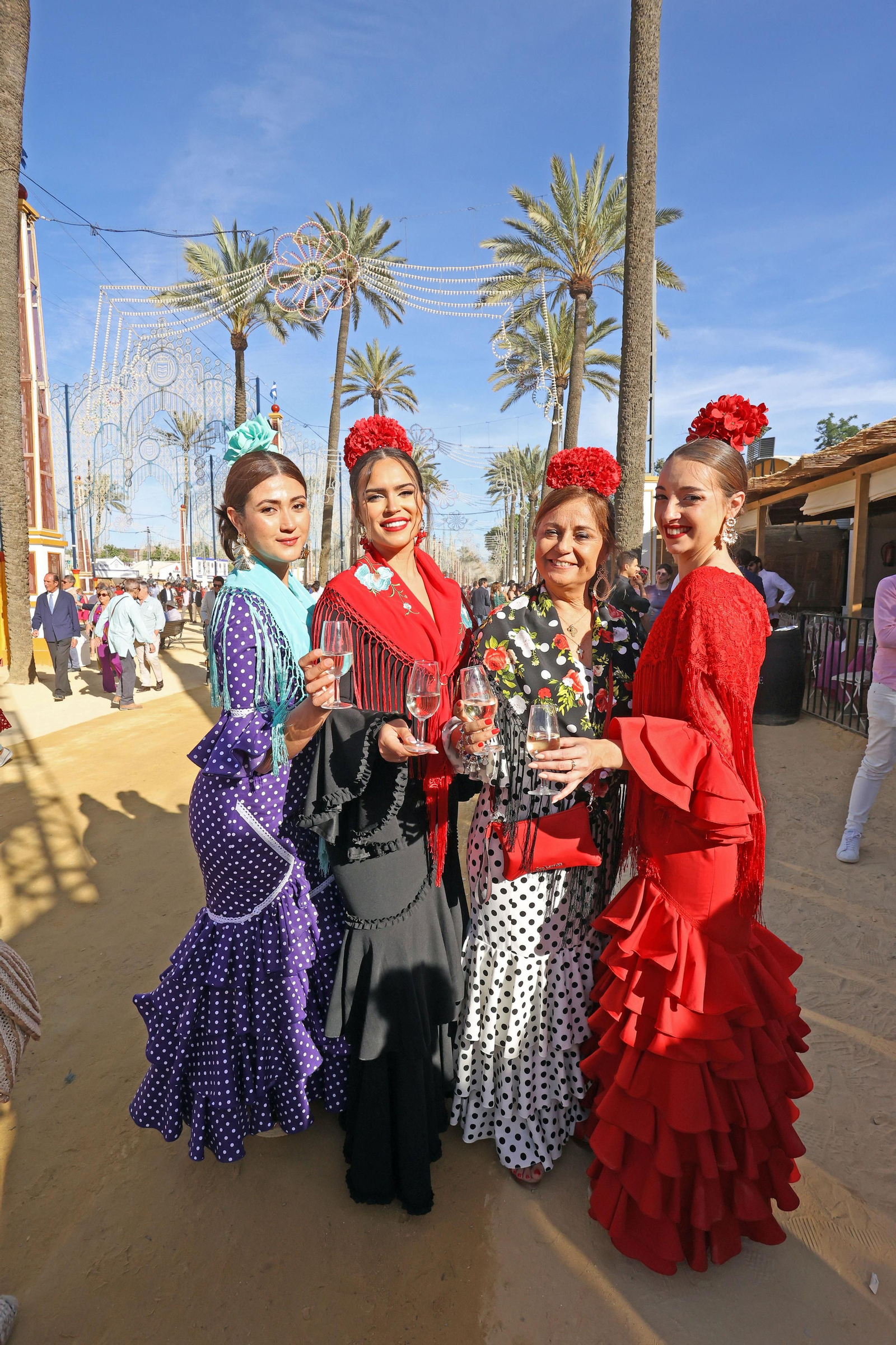 Imágenes del ambiente el miércoles en la Feria de Jerez 2024